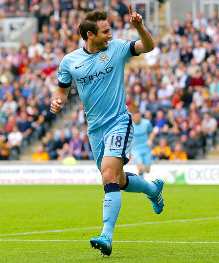 Frank Lampard of Manchester City celebrates after scoring 