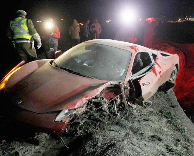 Arturo Vidal crashed his Ferrari