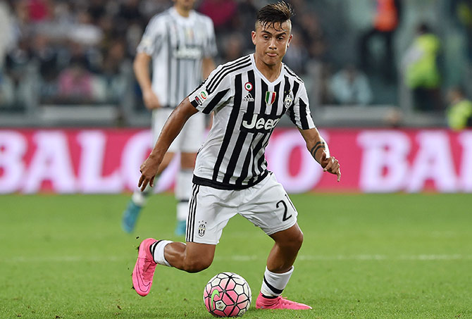 Paulo Dybala of Juventus FC in action during the Serie A match 