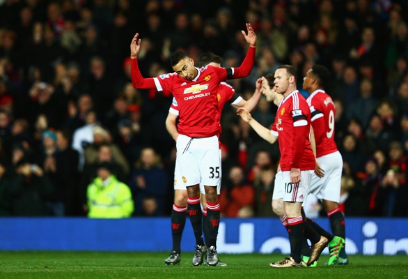 Jesse Lingard (left) of Manchester United celebrates 