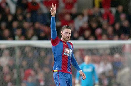 Connor Wickham celebrates scoring the first goal for Crystal Palace 