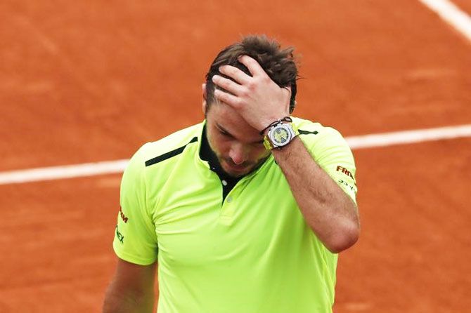 Stan Wawrinka reacts during his match against Andy Murray