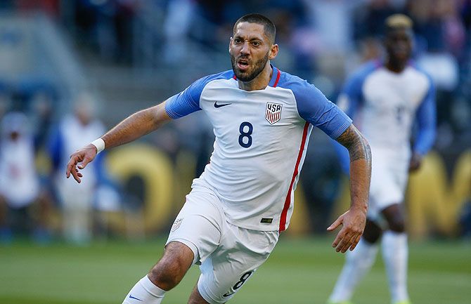 USA's Clint Dempsey celebrates after scoring a goal against Ecuador during the 2016 Copa America Centenario quarter-final at CenturyLink Field in Seattle, Washington, on Thursday