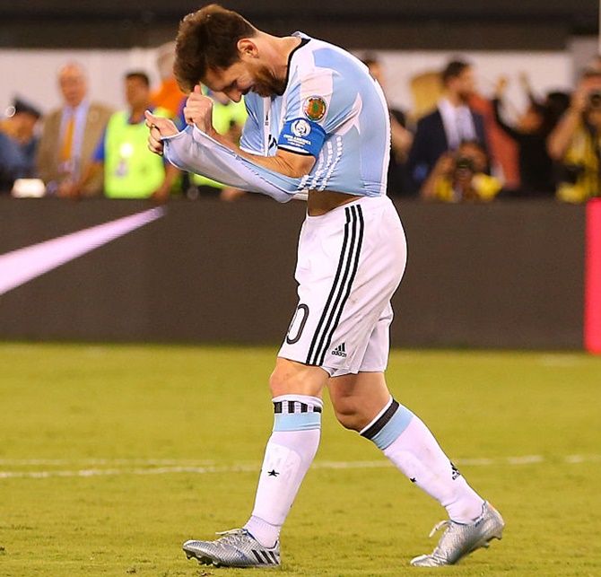 Argentina's Lionel Messi reacts after missing his penalty kick against Chile during the Copa America Centenario final