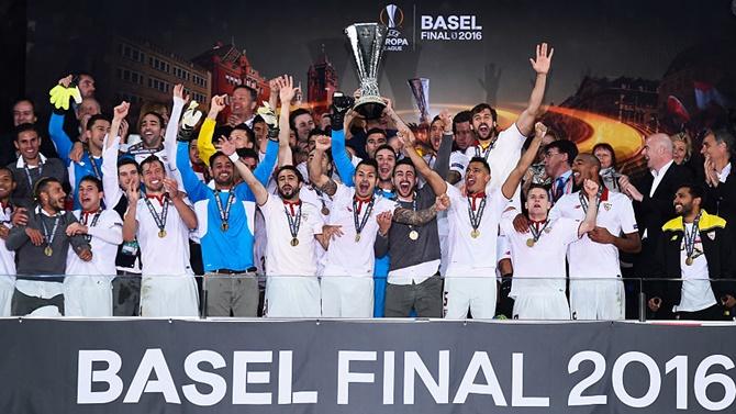 Sevilla players celebrate