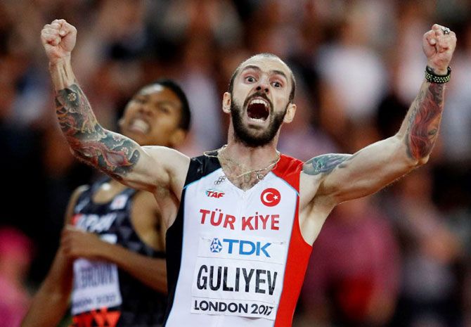 Ramil Guliyev of Turkey celebrates winning the Men's 200 metres final