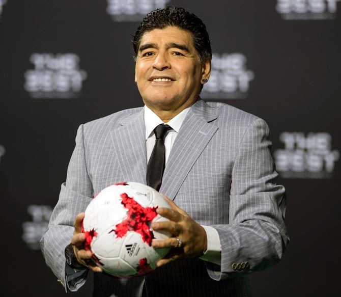 Diego Maradona will be felicitated by Mamata Banerjee during his trip to Kolkata