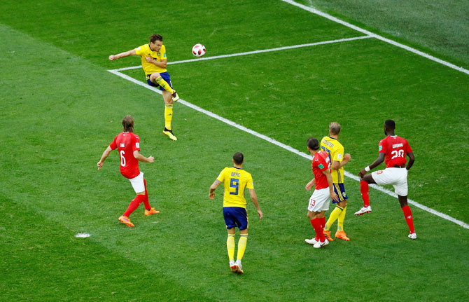 Sweden's Albin Ekdal misses a chance to score