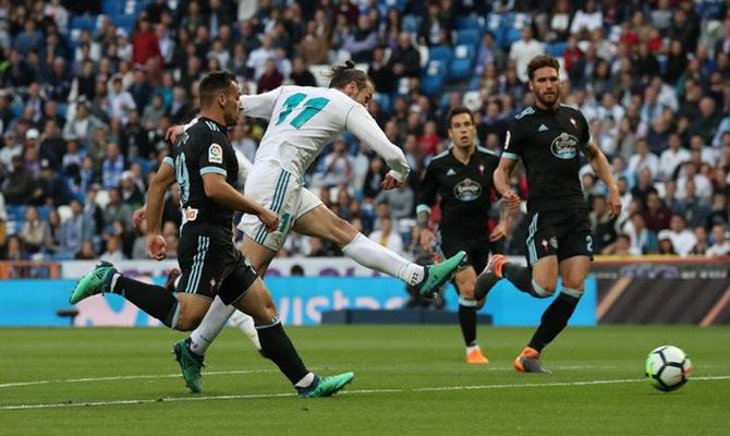 Real Madrid's Gareth Bale scores