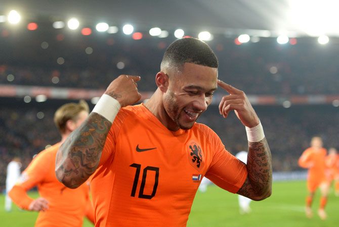 Netherlands' Memphis Depay celebrates scoring their second goal against France during their UEFA Nations League  Group 1 match at De Kuip, Rotterdam, Netherlands on Friday