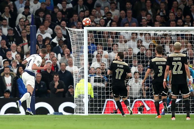 Tottenham's Toby Alderweireld (4) heads a chance   goalwards.