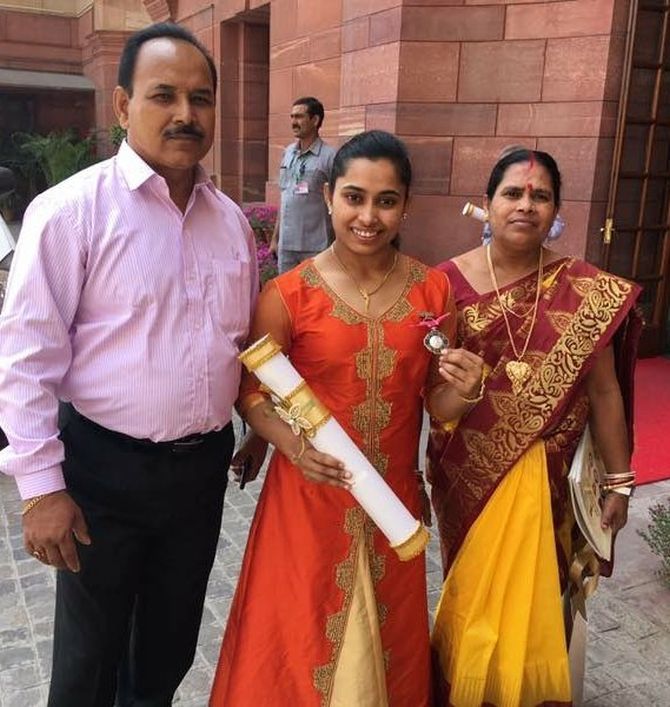 India’s top gymnast, Dipa Karmakar: “Maa! My biggest supporter and my favourite cheerleader. When I was honoured with the Padma Shri, she made sure she was there in person to be a part of this memory, as she could not accompany me to the Rio.  #BeUnlimited #MothersDay.”