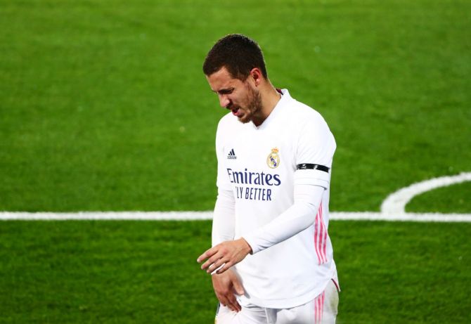 Real Madrid's Eden Hazard walks off after sustaining an injury during the match against Deportivo Alaves on Saturday
