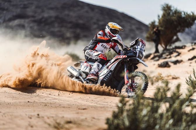 Hero MotoSports Team's Joaquim Rodrigues kicks up a storm at the Dakar Rally 2021.