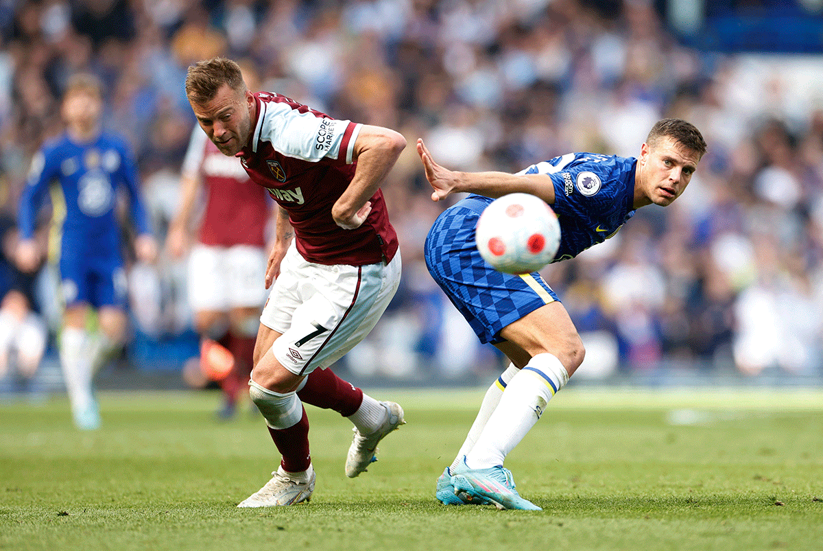 West Ham United's Andriy Yarmolenko in action with Chelsea's Cesar Azpilicueta during their match at Stamford Bridge, London 