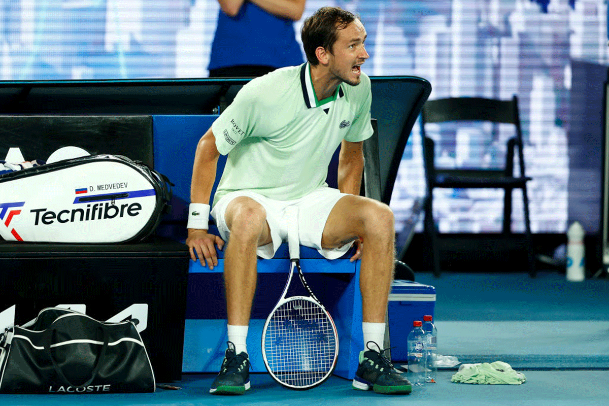 Daniil Medvedev berates the chair umpire  Jaume Campistol for staying silent and not calling out Stefanos Tsitsipas for being coached by his father from the sidelines. The Greek was later issued a warning for coaching. 