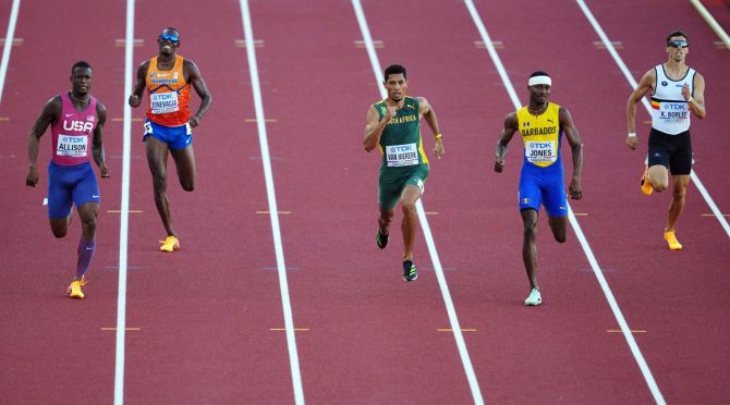South Africa's Wayde Van Niekerk, champion Allison of the United States and Barbados's Jonathan Jones in action during the men's 400 metres semi-final.