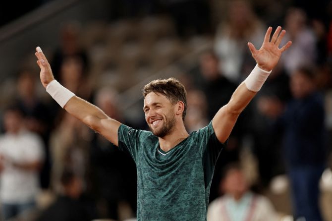 Norway's Casper Ruud celebrates victory over Croatia's Marin Cilic in the men's singles semi-finals at the French Open in Paris on Friday.