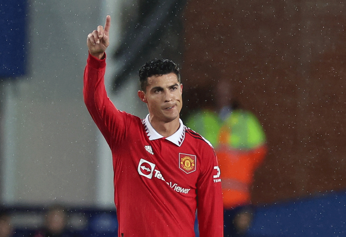 Cristiano Ronaldo's 700th goal came when he netted Manchester United's second goal to put his team 2-1 up against Everton during their Premier League match at Goodison Park in Liverpool, Britain, on Sunday