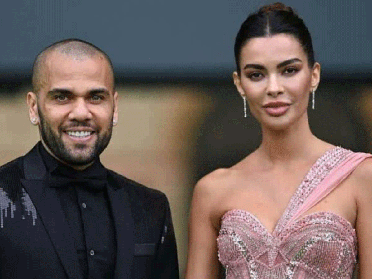 Following his arrest, Dani Alves, who has played in the past for FC Barcelona and Paris-St-Germain, was left by his wife, model Joana Sanz.