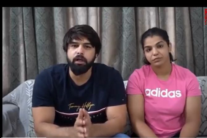 Satyawart Kadian and Sakshi Malik reiterated that their protest was not politically motivated
