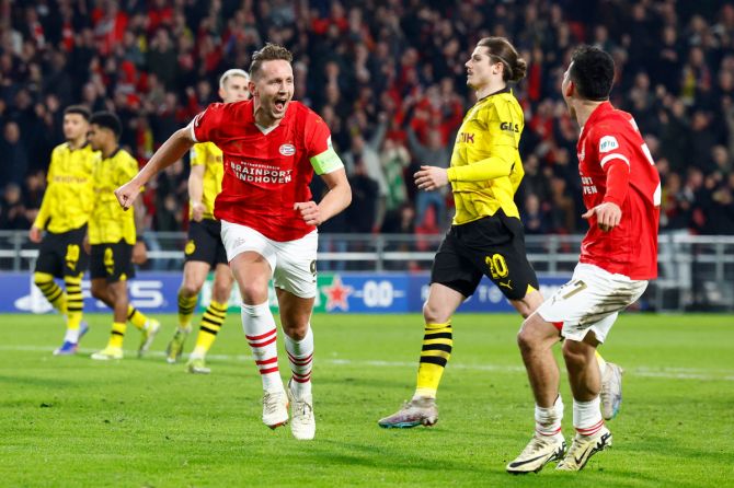 PSV Eindhoven's Luuk de Jong celebrates scoring their first goal against Borussia Dortmund - Philips Stadion, Eindhoven, Netherlands