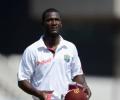 Sammy retires from Tests after Ramdin takes WI captaincy