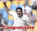 Congratulate Kumble