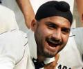 Chanderpaul will be dangerous: Harbhajan