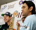 Dhoni, Ponting unveil Future Cup