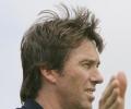 McGrath replaces Collingwood for Delhi Daredevils