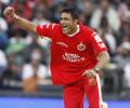 Royal Challengers, Otago clash in do-or-die match