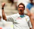 Steyn destroys India on rain-hit Day 1