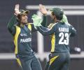 Kamran wants Umar to learn from Tendulkar, Dhoni and Kohli