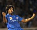 Mumbai Indians retain Rohit, Malinga, Pollard, Harbhajan and Rayudu