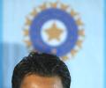 Dhoni keen to track India's performance at CWG