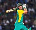 De Villiers guides Royal Challengers home