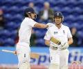 Centurions Cook and Trott frustrate Sri Lanka 