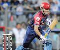 Irfan's blitz powers Delhi to impressive win over Kolkata