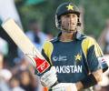 Pakistan recall Malik after Misbah intervention