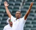 Kiwis hit back after SA bowlers strike