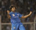 IPL: Bowlers help Mumbai Indians edge past Pune Warriors