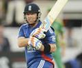 Bell, Trott lead England to easy victory