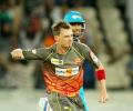 Steyn's three wkts in an over sends Warriors crashing