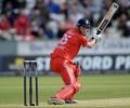 Hales hits 94 as England share T20 spoils with Australia