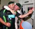 Lehmann wants Australia to pile woe on wounded England