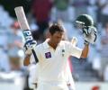 Classy Younis, Shafiq lead Pakistan recovery