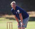 Warne blasts CA officials, brands them 'muppets'