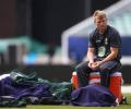 Team mates want 'rogue' Warner gone
