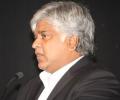 Ranatunga says Jayalalithaa, Karunanidhi playing politics